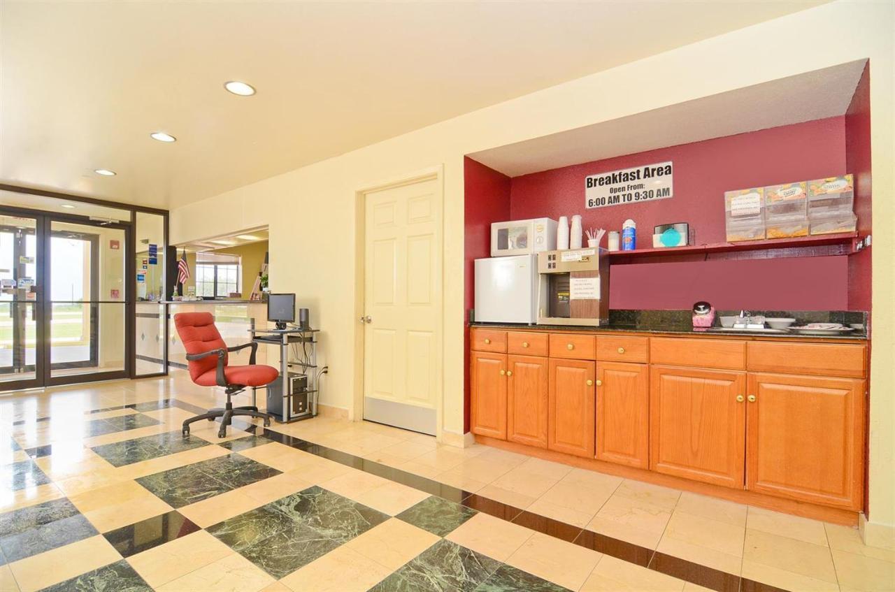 Pine Point Inn & Suites 스미스빌 외부 사진
